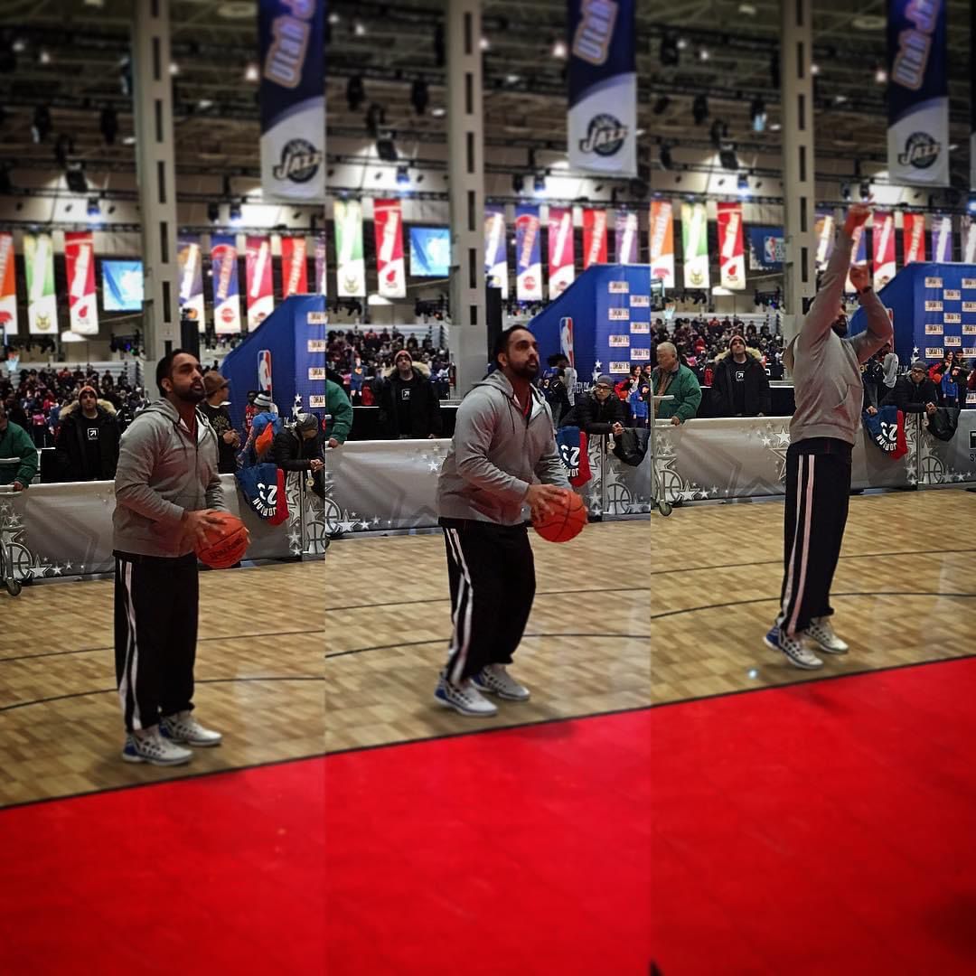 MJ in action on the basketball court